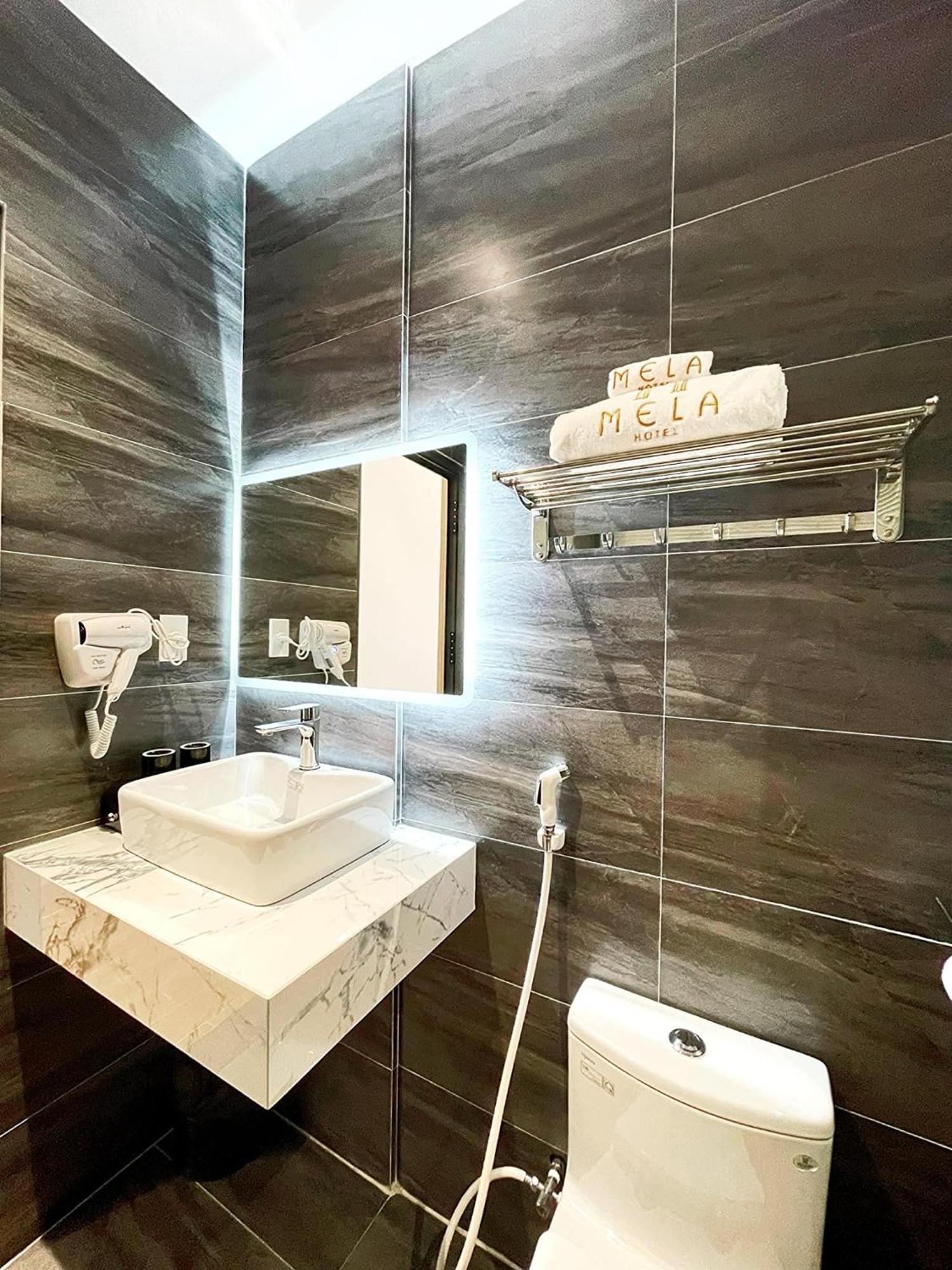 Mela Hotel My Thach エクステリア 写真